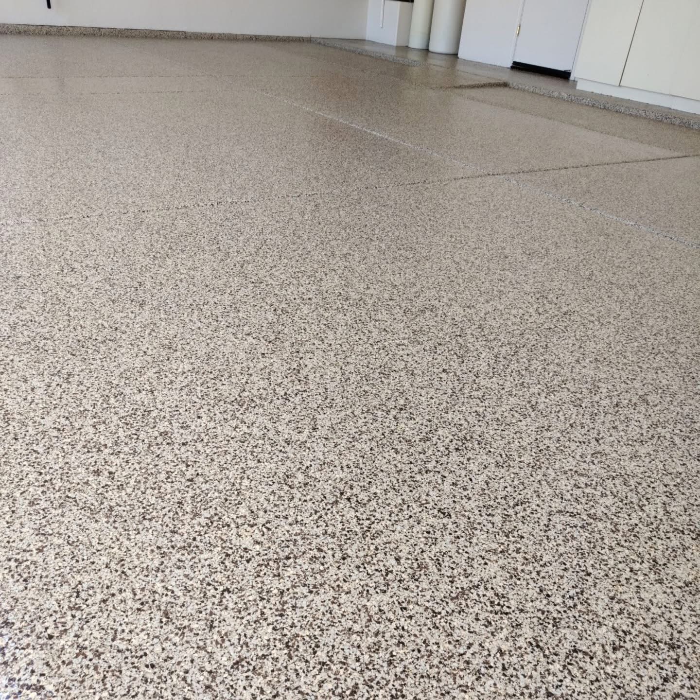 Finished flake floor coating with clear topcoat