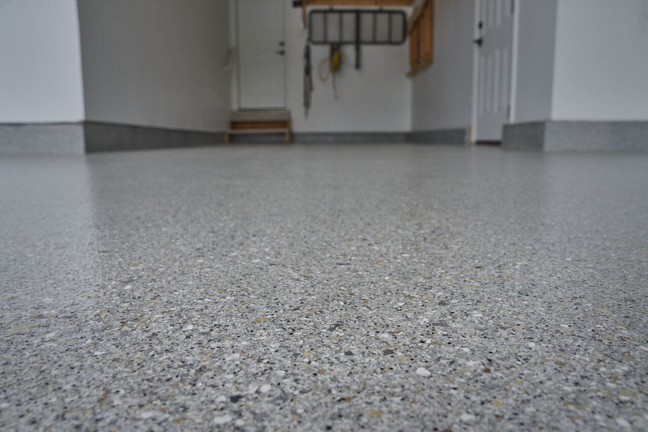 Finished tan flake blend garage floor